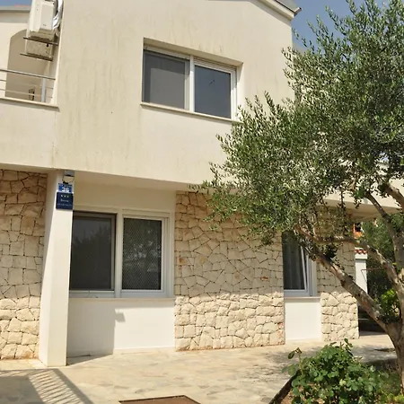 Apartament Apartman Maja *